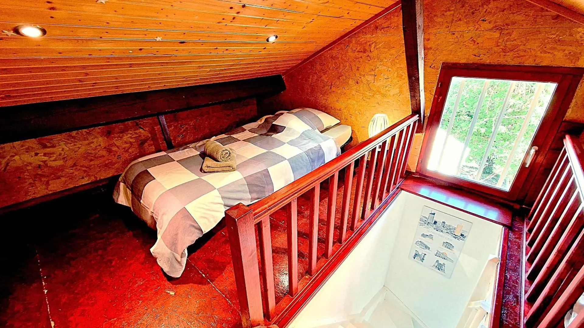Maison Cosy Avec Terrasse A 15 Minutes De Lyon Et Wifi Rillieux-la-Pape 0*,