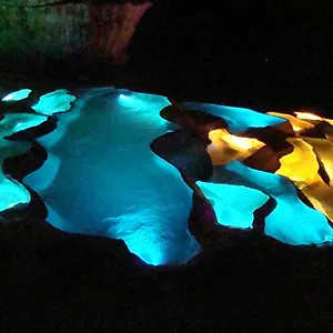 Hébergement de vacances Grande Maison Familiale Premium Super Calme - Piscine - Jacuzzi - Salle De Jeux - Idealement Situee - Gd Jardin Sans Aucun Vis A Vis, Sauzet (Drome)