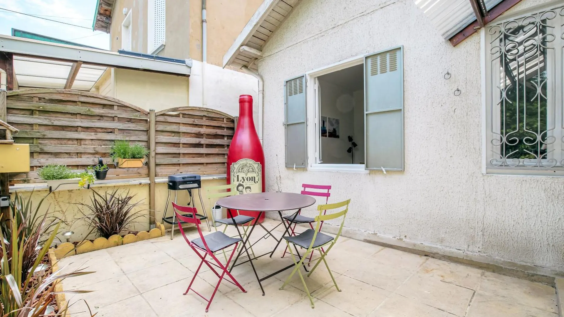 Lägenhet Maison Cosy Avec Terrasse A 15 Minutes De Lyon Et Wifi Rillieux-la-Pape Frankrike